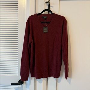 SOLD Cashmere club room luxury v neck sweater burgundy
